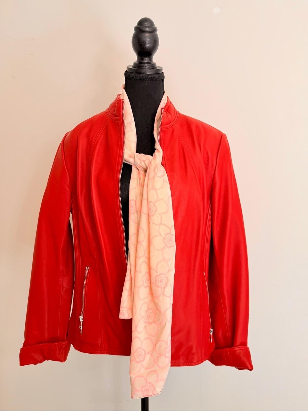 Beautiful Lightweight scarf